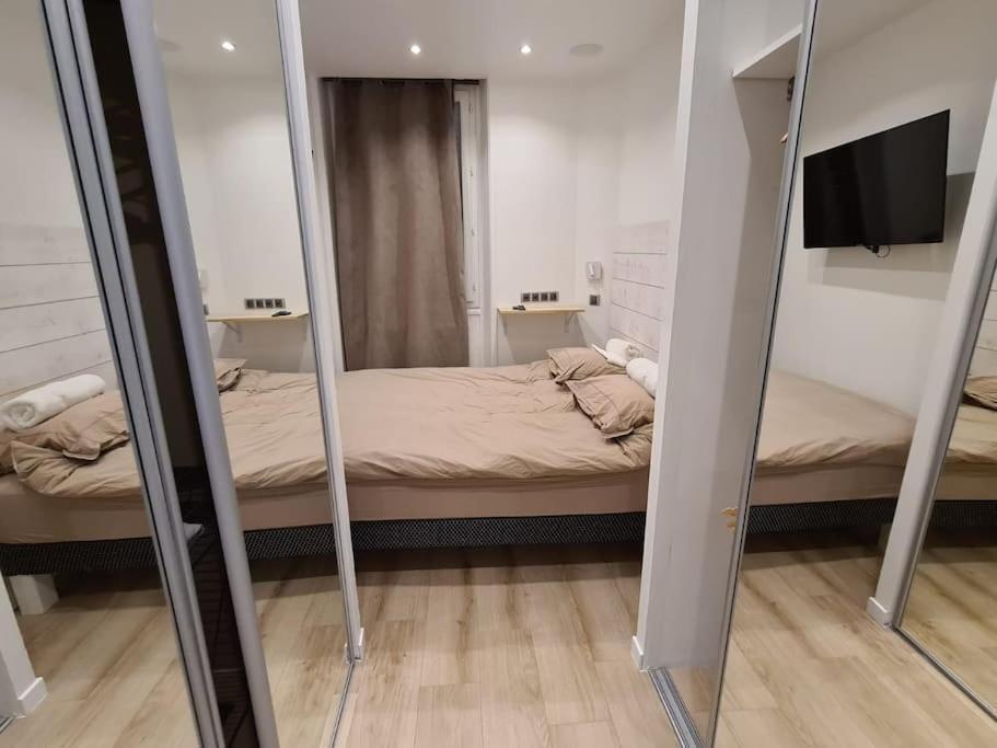 Suresnes : 2 Pieces Cosy Apartment ภายนอก รูปภาพ
